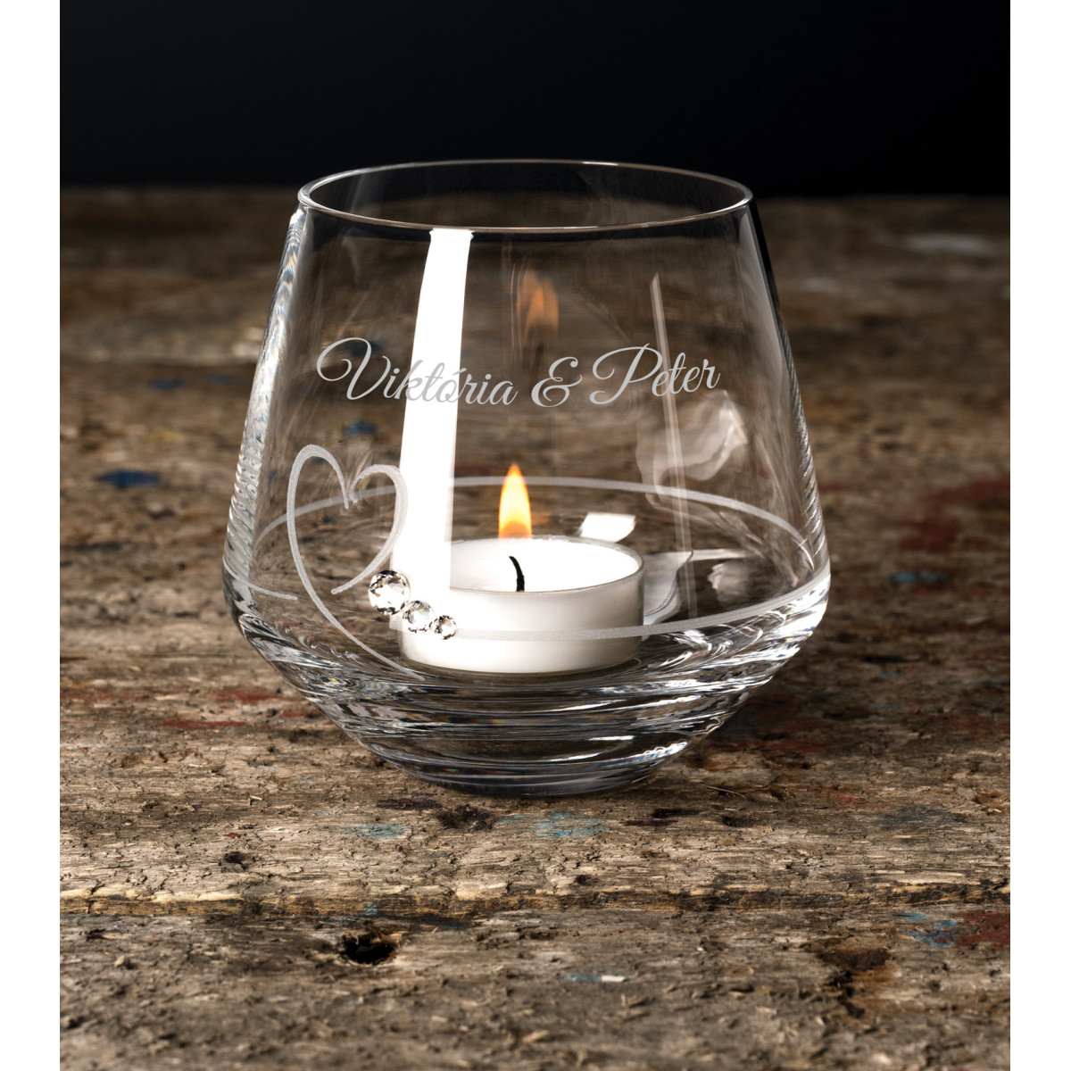 Romance svietnik s gravírovaním