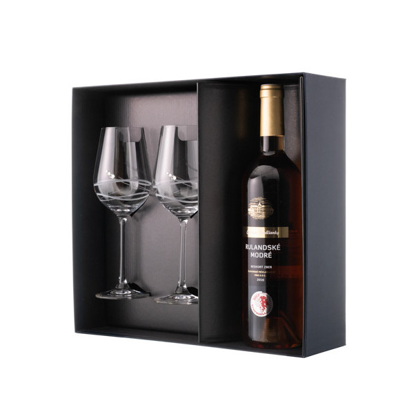 Vínové sety s luxusními skleničkami a místem pro láhev