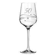 Výročný pohár ideálny ako dar pre oslávenca jubilea v každom veku! V ponuke nájdete viac aj s možnosťou vlastného textu! Dostupné na našom webe: www.diamante.sk#jubileum #vyrocie #dar #darcek #narodeniny #oslavenec #vino #vyrocnypohar #gravirovanie #slovenskavyroba #prekvapenie